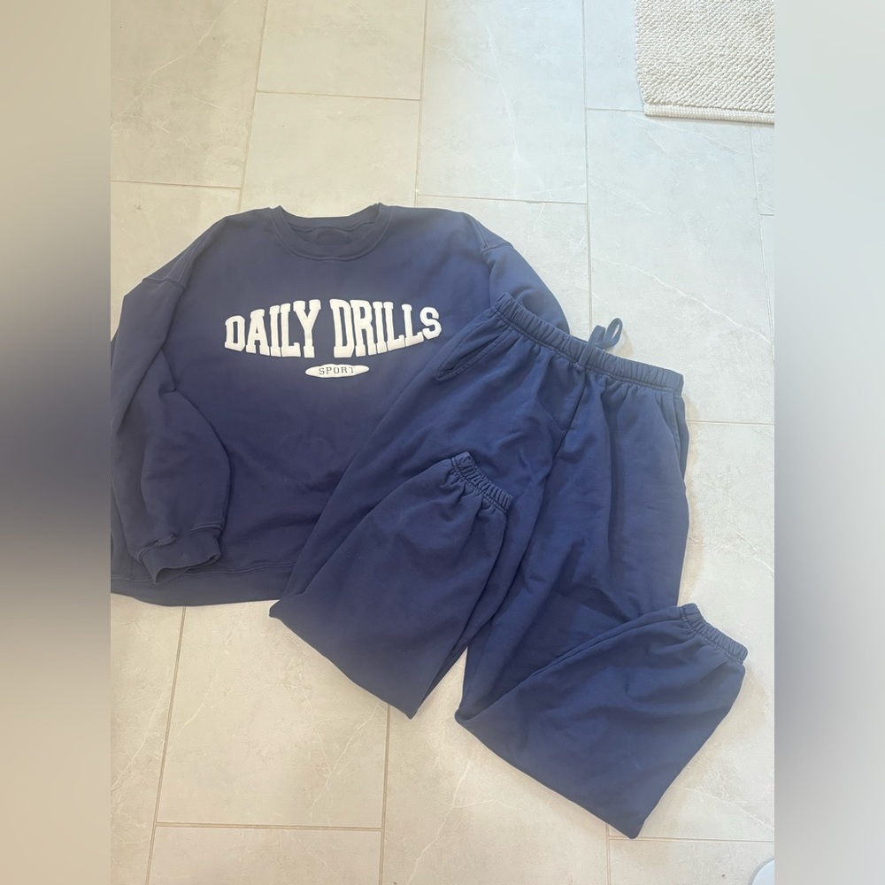 Daily drills sweat outfit